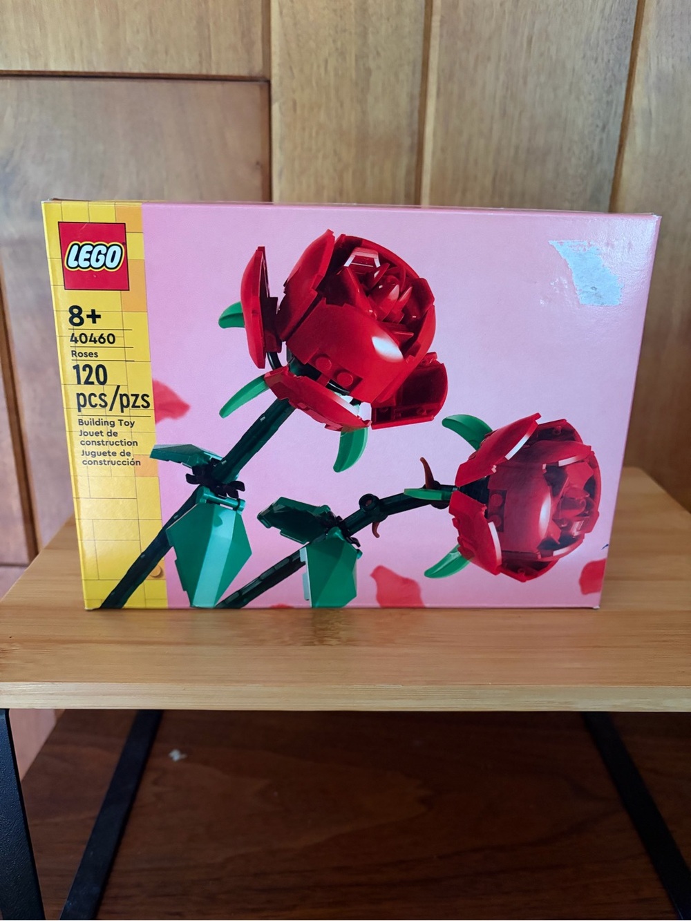 NEW LEGO Roses 40460 Brick-Built Red Flower Set. Ages 8+. 120 Pieces